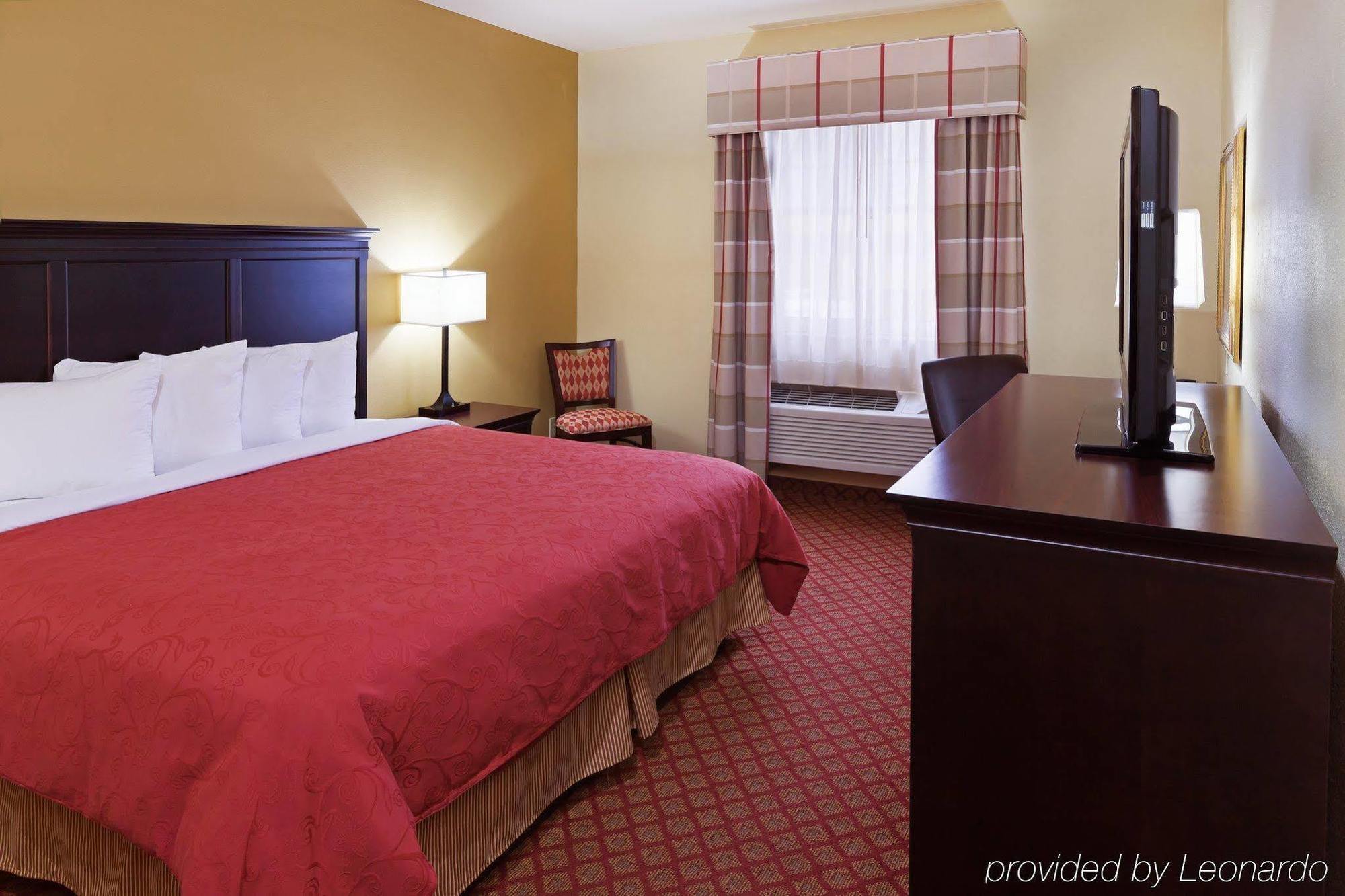 Country Inn & Suites By Radisson, Oklahoma City At Northwest Expressway, Ok Room photo